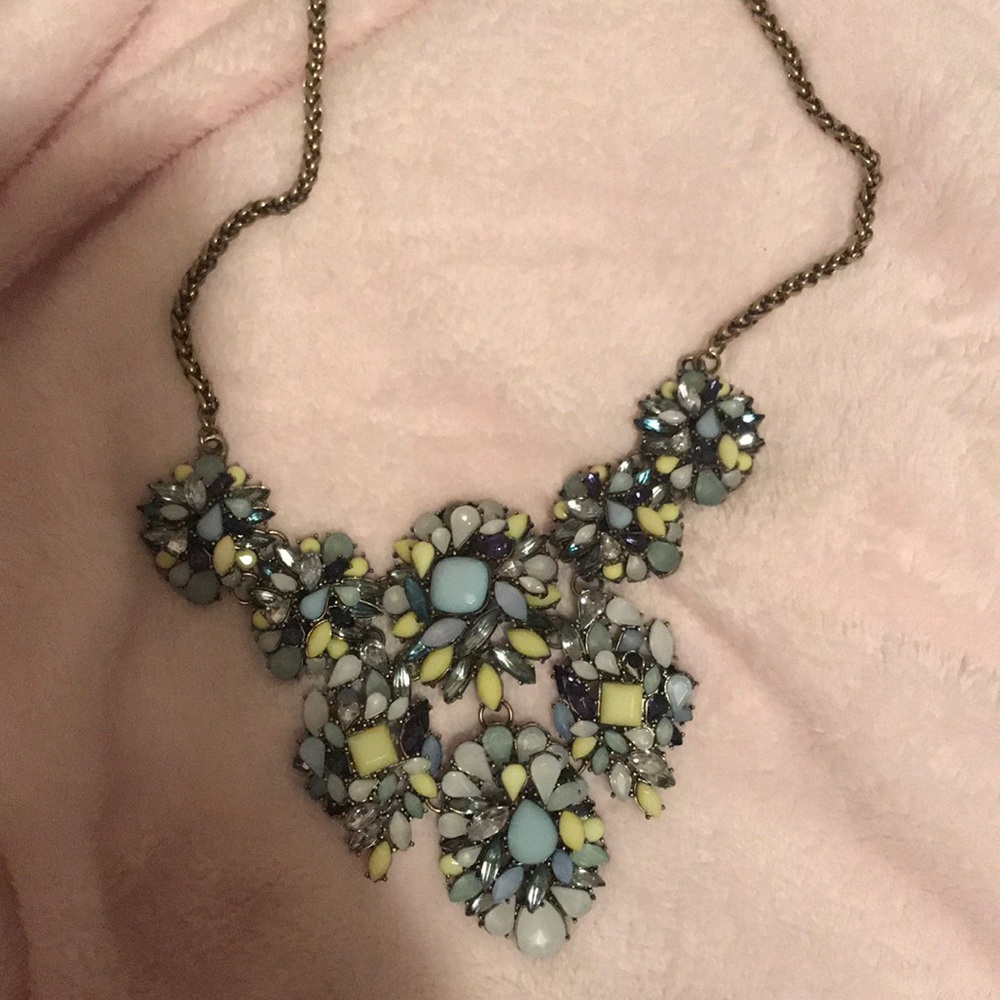 NEW statement necklace